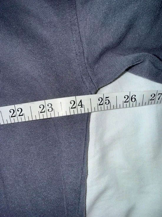 *Flawed* Vuori Sweater - Picture 7 of 12